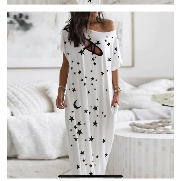 RESTOCKED Floor Length Summer Dress w/cut out - Picture 2 of 4